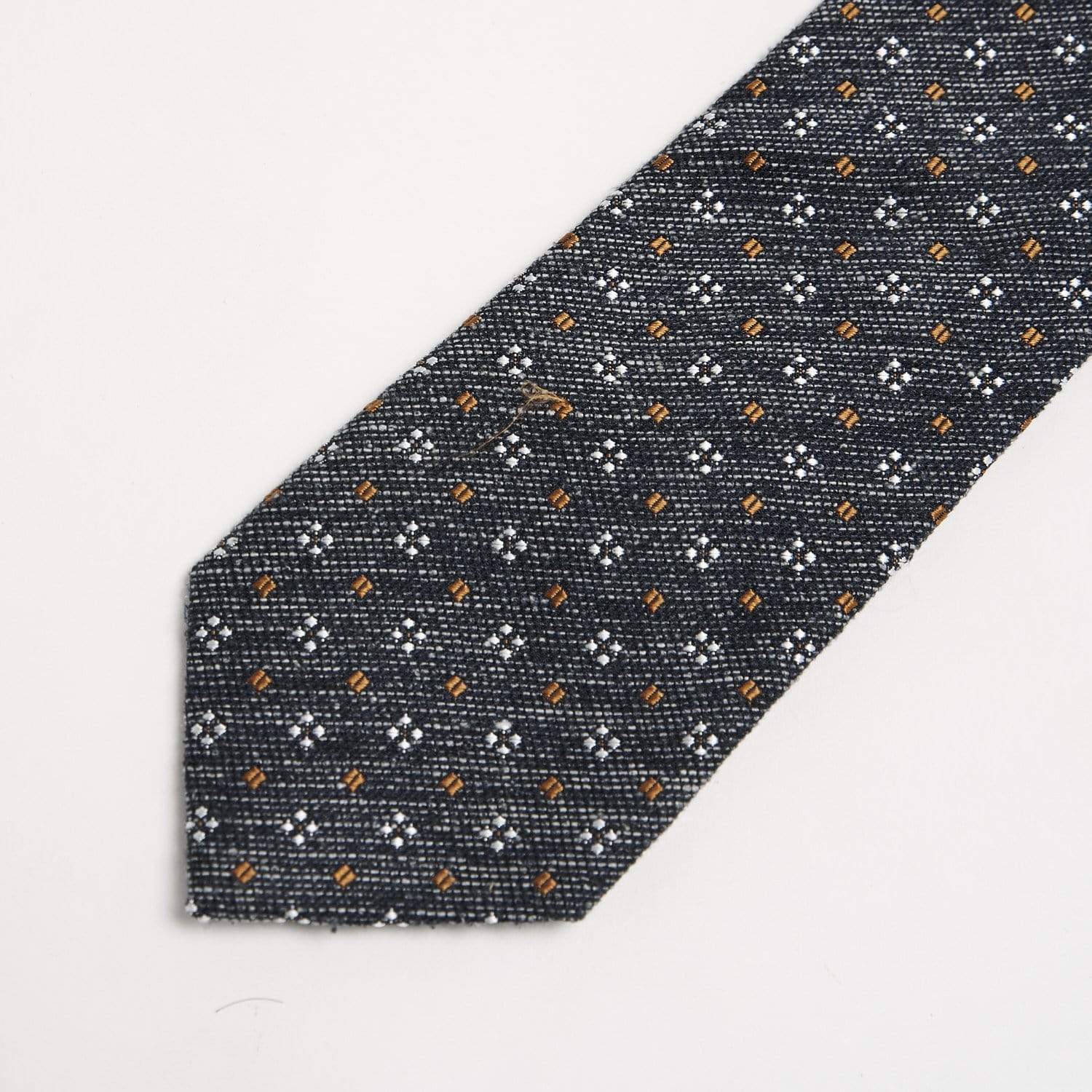 T.M.Lewin-Diamond-Textured-Tie-Grey-and-Mustard-61274-007