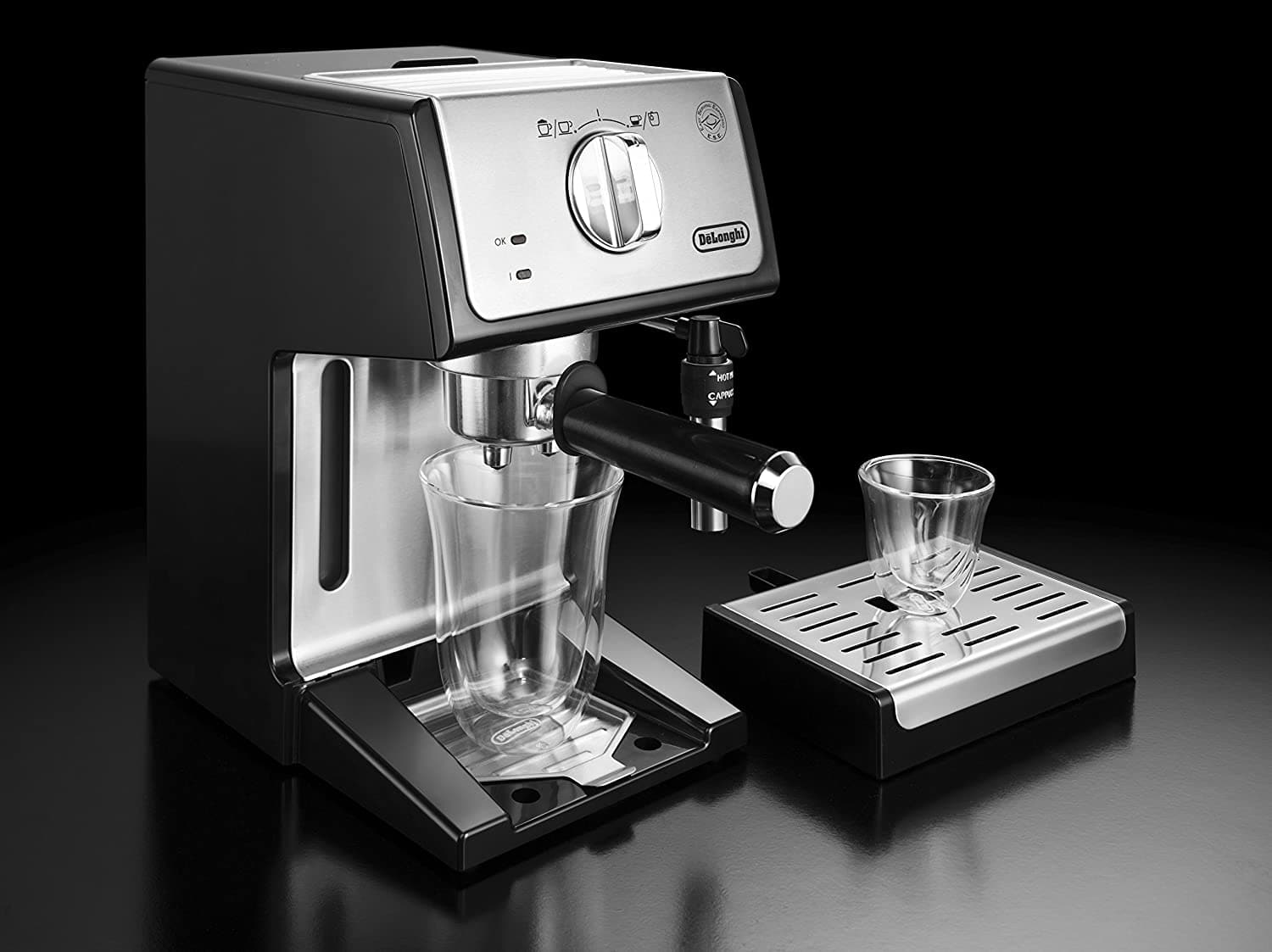 De'Longhi traditional Pump Espresso Maker - ECP35.31