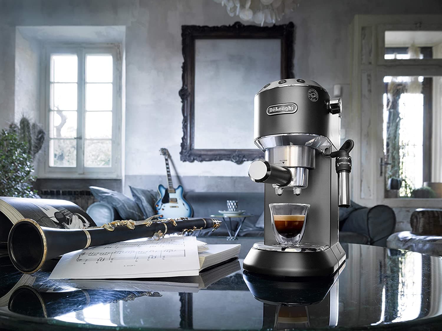 De'Longhi Dedica Style Pump Espresso  Coffee Machine Black- EC685.BK - Jashanmal Home